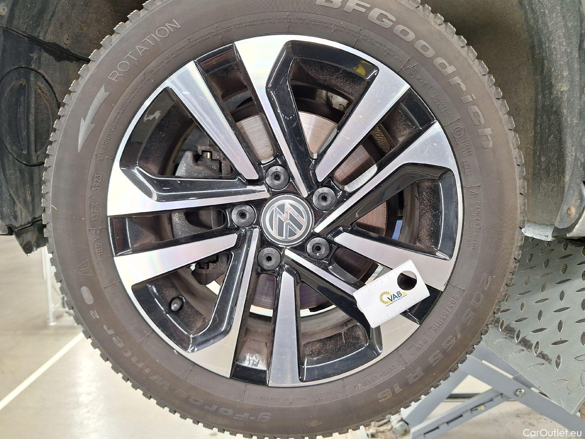  Volkswagen  Golf  VW, VII Var.FL'16, Volkswagen Variant 1.6 TDi IQ.Drive 5d #49