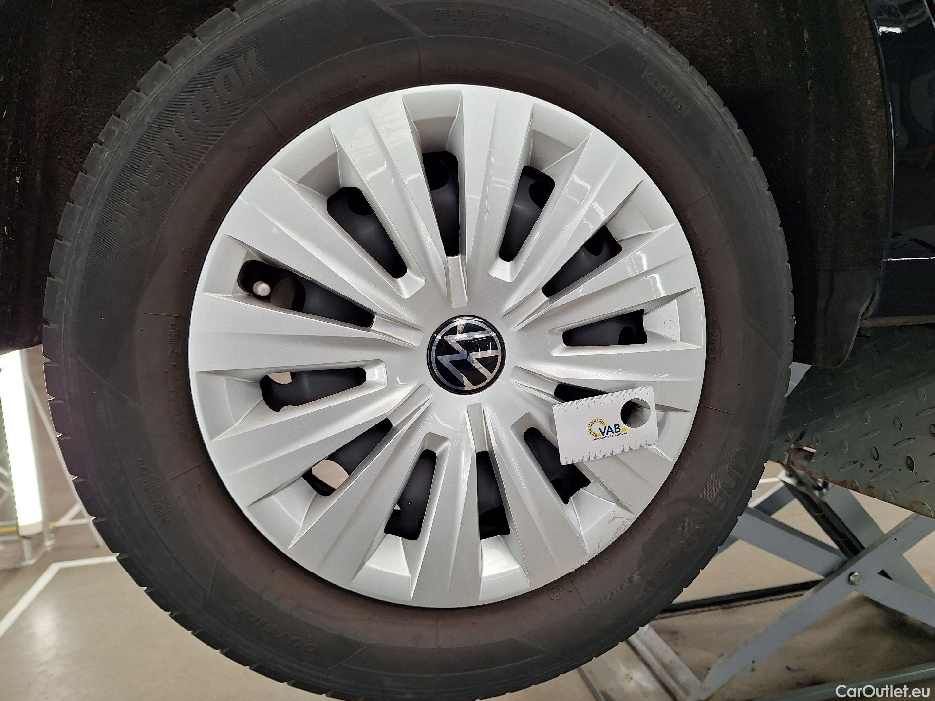  Volkswagen  Golf  VW, VIII '20, Volkswagen VIII 1.0 TSI 66kW 5d #32