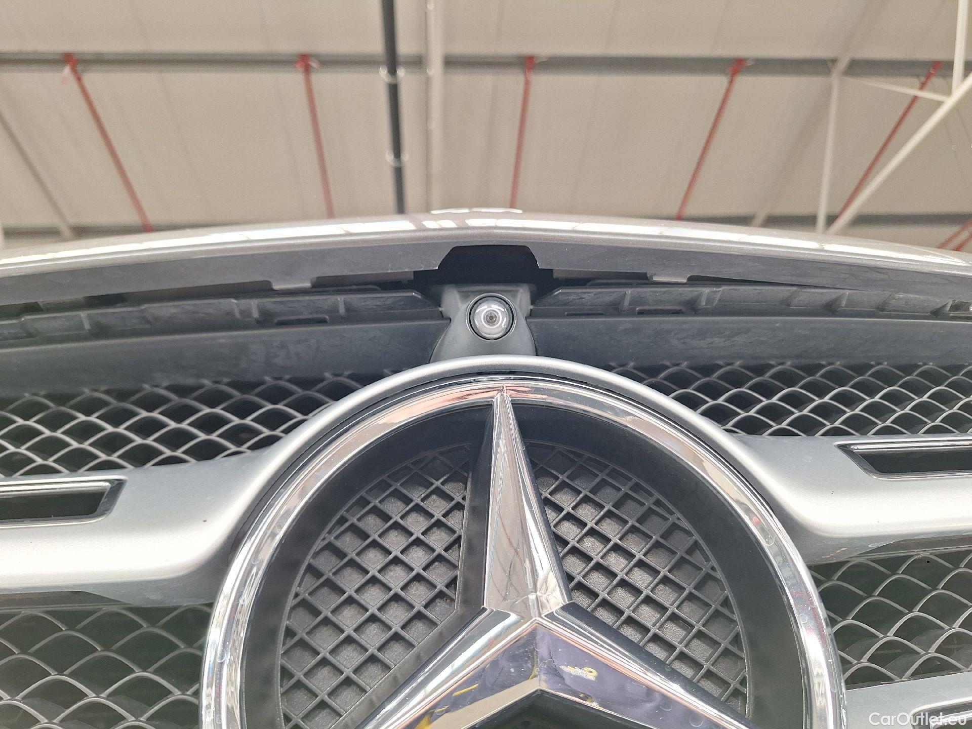  Mercedes  GLA Mercedes,  FL'17, Mercedes-Benz   200 5d #57