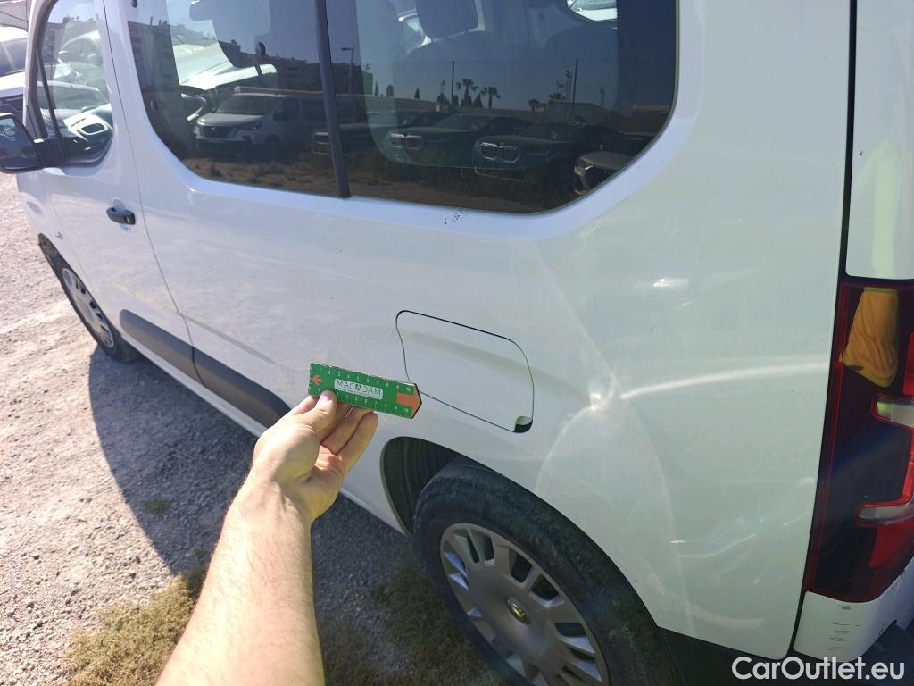  Opel  Combo OPEL  Life / 2018 / 4P / combi 1.5 TD 75kW (100CV) S/S Expression L (combi) (CX) #39