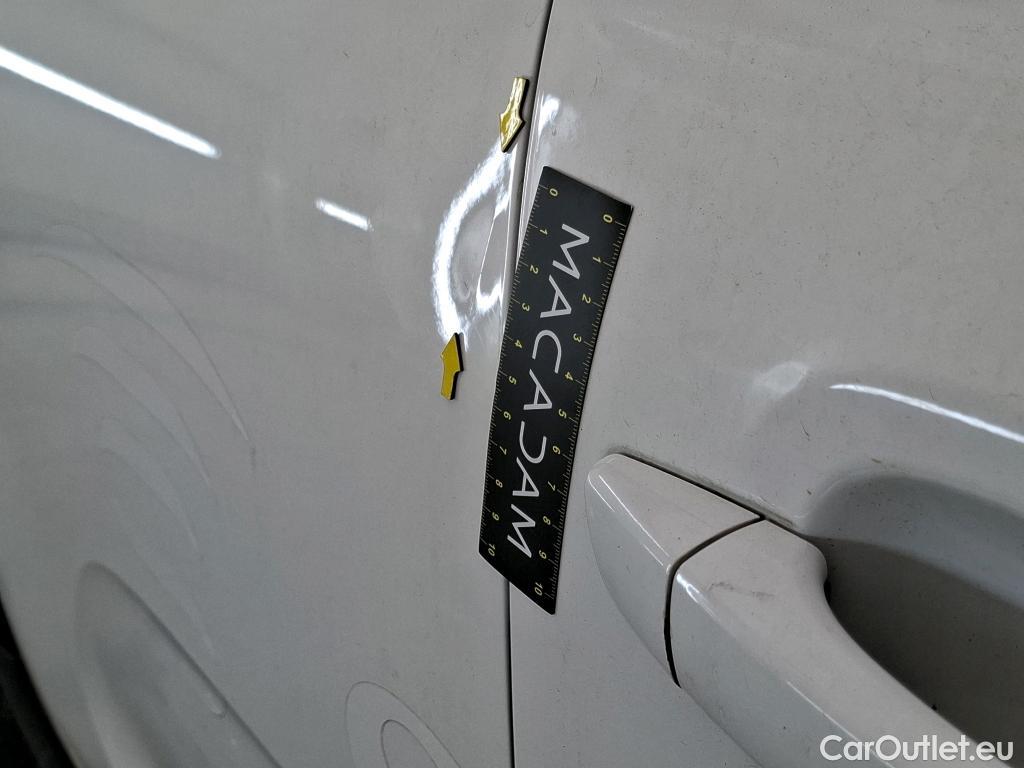  Citroen  C3 CITROEN  Société / 2020 / 5P / Berline / VU BlueHDi 100 S&S BVM6 Feel #4