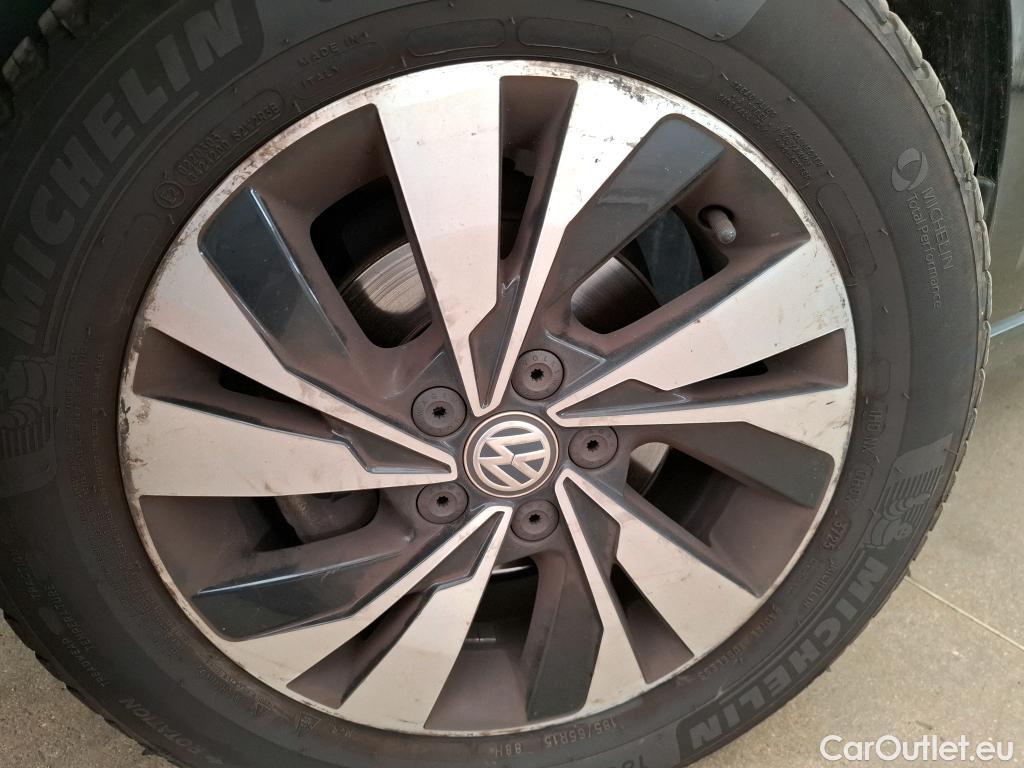  Volkswagen  Polo VOLKSWAGEN  / 2017 / 5P / Berline 1.0 TSI 95 Lounge #11