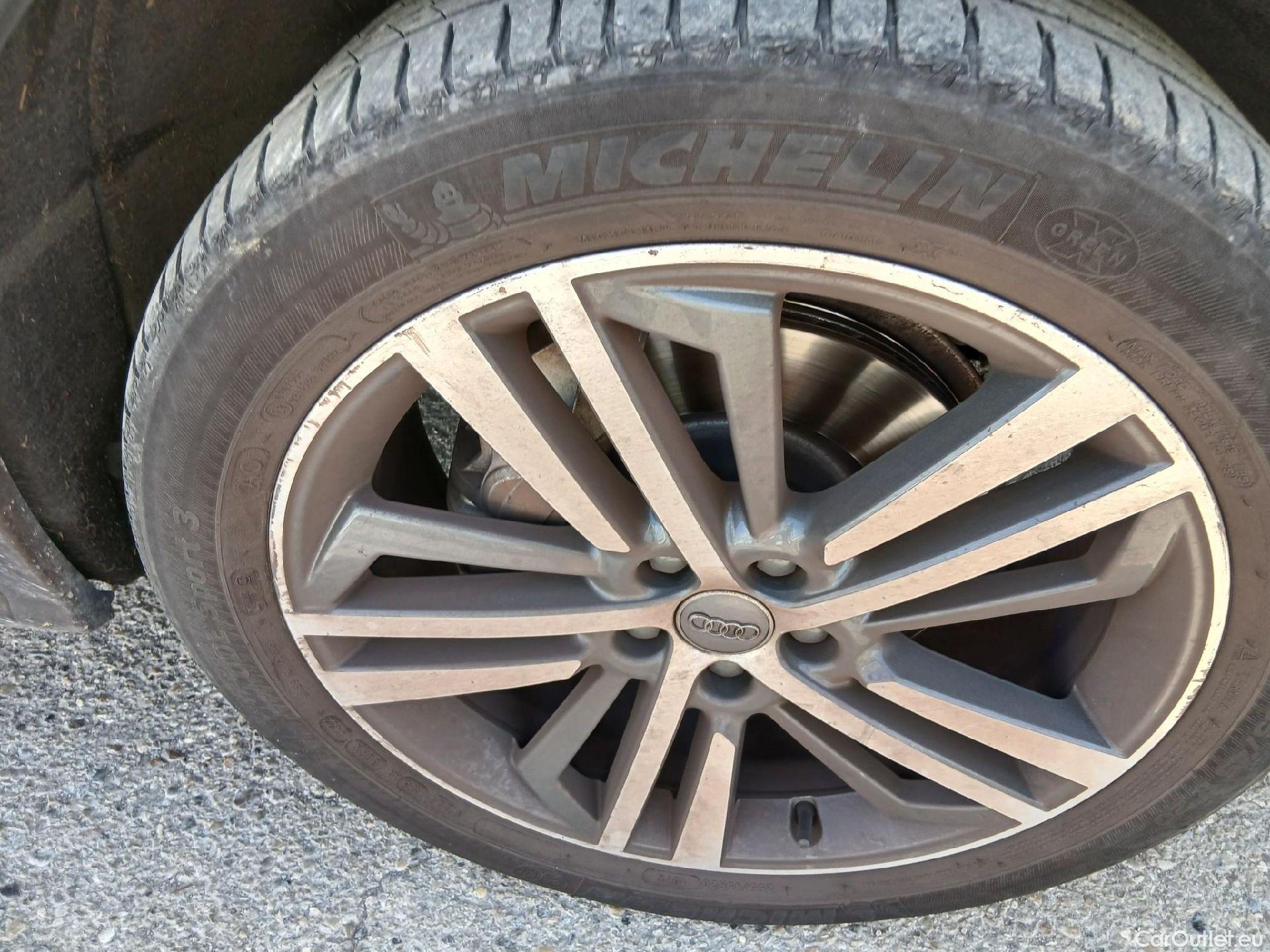  Audi  Q5 AUDI  / 2016 / 5P / todoterreno S line 40 TDI 140kW quattro S tronic #36