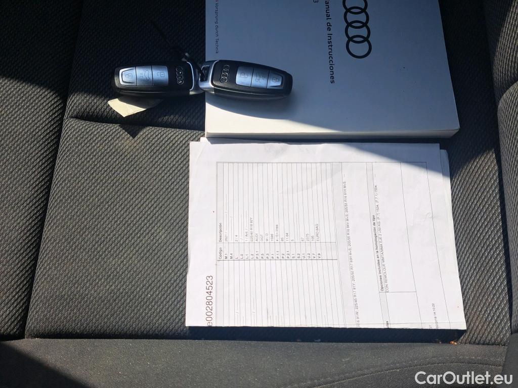  Audi  A3 AUDI  / 2020 / 5P / berlina con portón Sportback S line 30 TDI 85kW S tronic #23