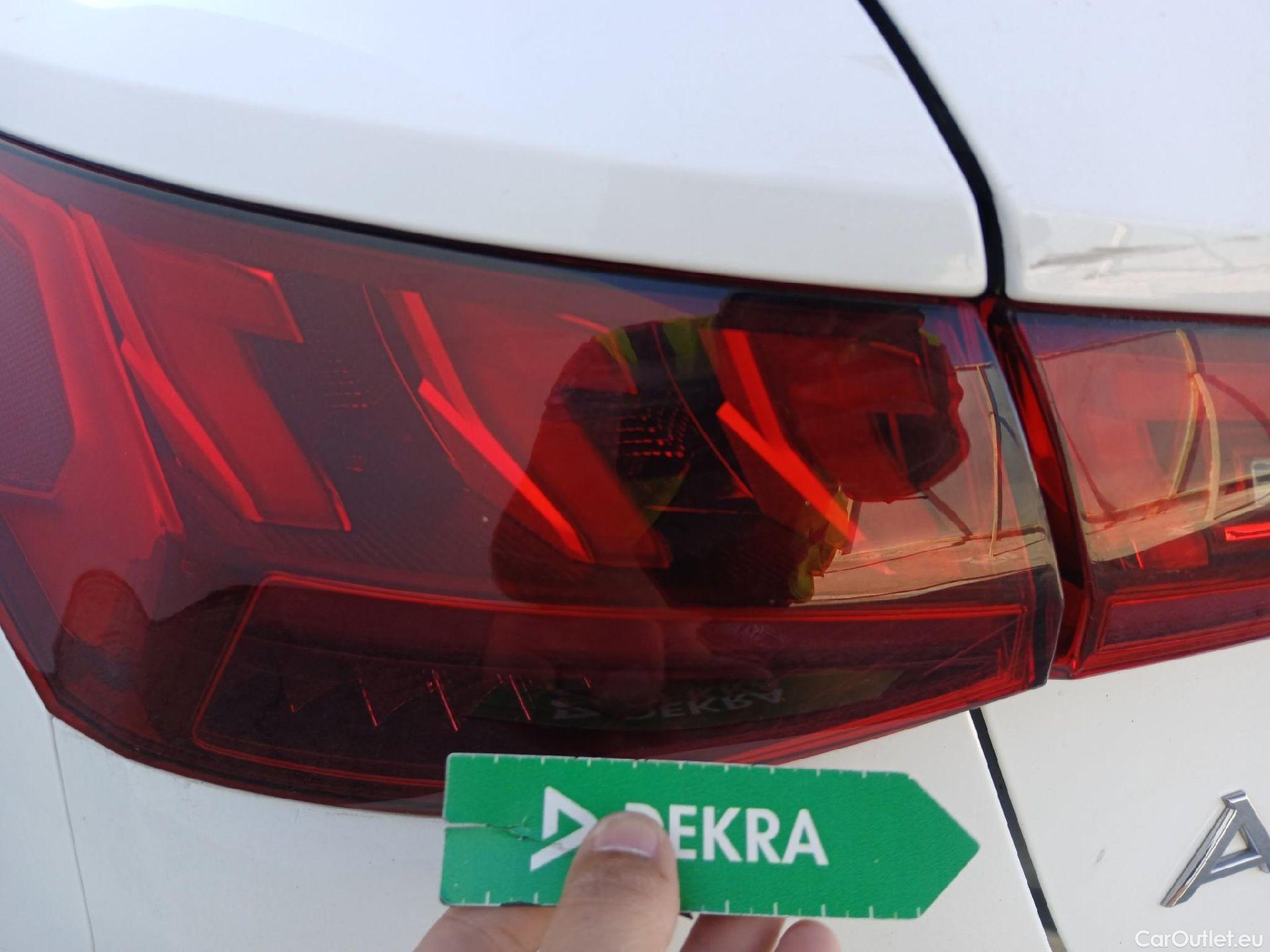  Audi  A3 AUDI  / 2020 / 5P / berlina con portón Sportback Advanced 30 TFSI 81kW (110CV) #33