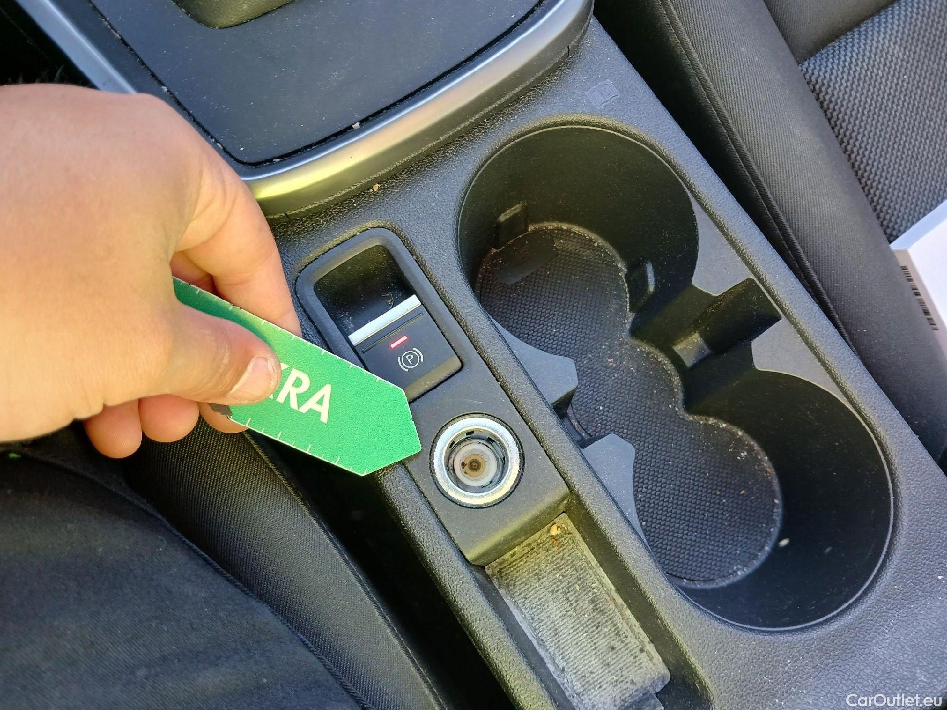  Audi  A3 AUDI  / 2020 / 5P / berlina con portón Sportback Advanced 30 TFSI 81kW (110CV) #2