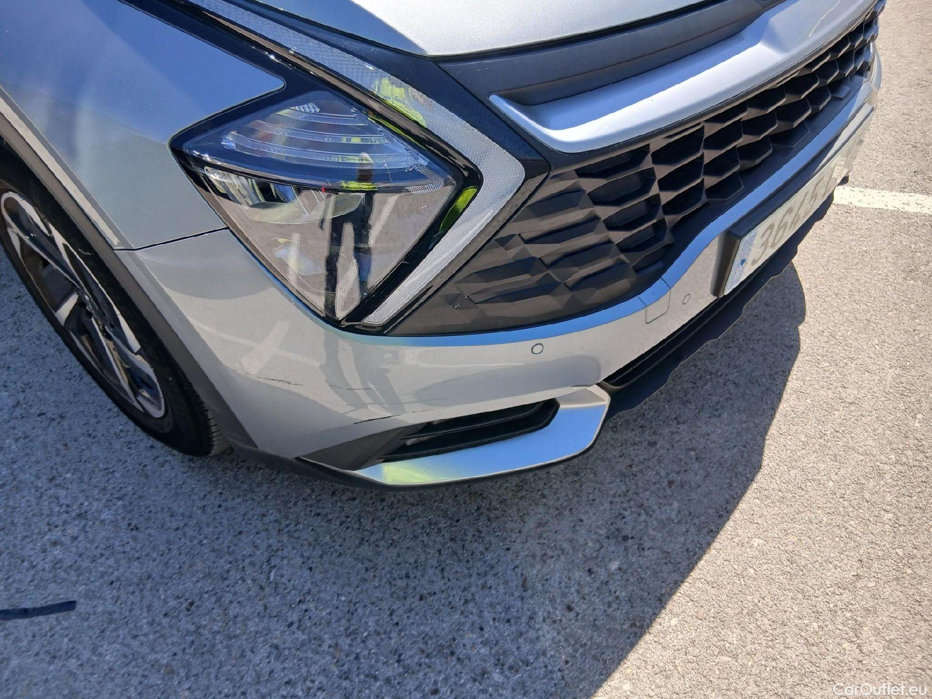  KIA  Sportage KIA  / 2022 / 5P / todoterreno 1.6 T-GDi MHEV 110kW (150CV) Drive 4x2 #4