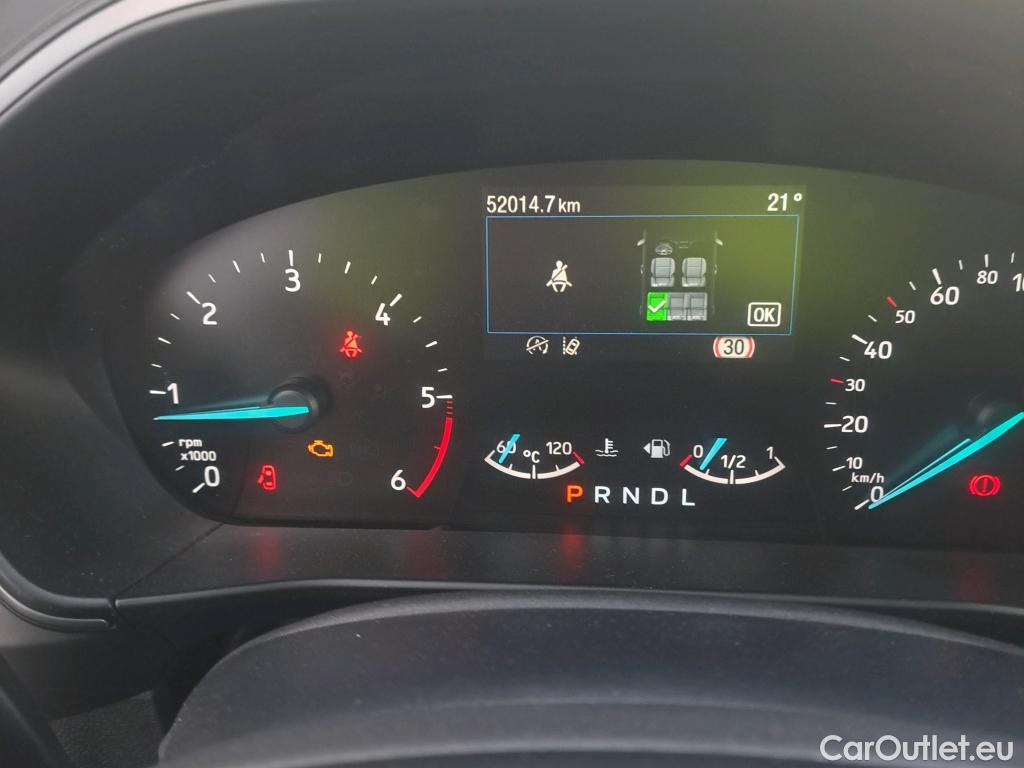 Ford  Focus FORD  / 2018 / 5P / berlina con portón 1.5 Ecoblue 88kW Trend+ Auto #38