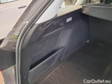  Peugeot  308 PEUGEOT  / 2017 / 5P / STATION WAGON SW ACTIVE BUSINESS BLUEHDI 130 SeS #180