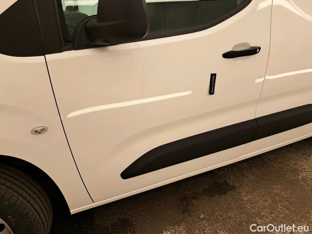  Citroen  Berlingo  Fourgon Club XL 950 1.2 PureTech 110CV BVM6 E6d #8