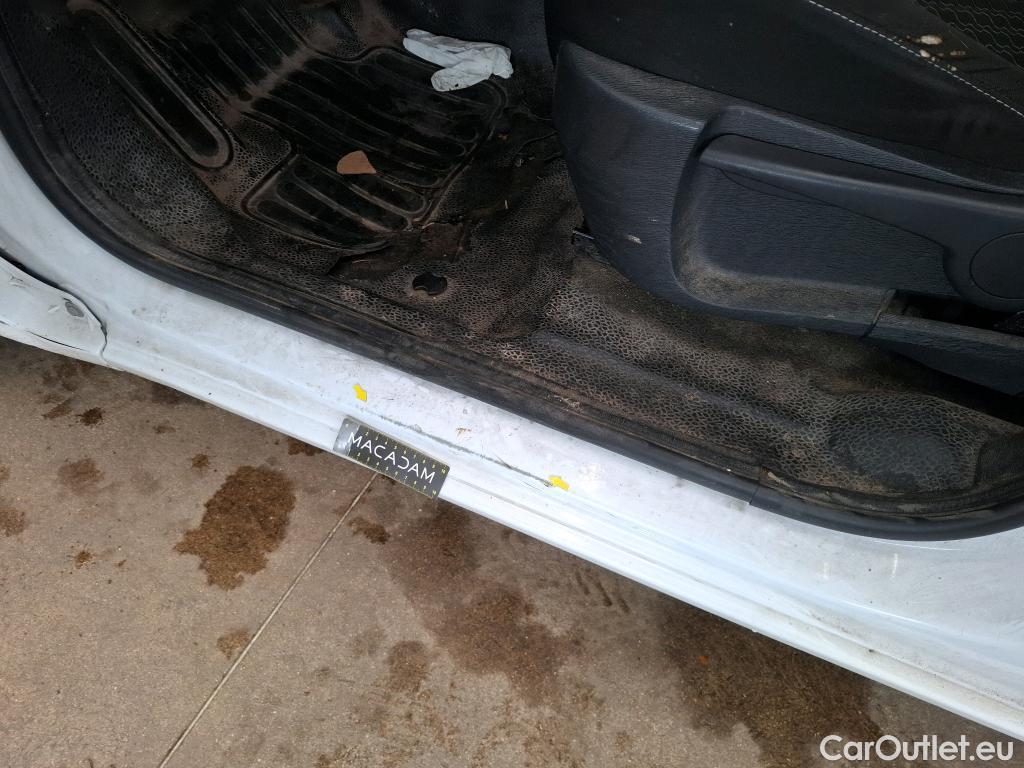  Renault  Kangoo  Express Extra (Série Spéciale) 1.5 dCi 75CV BVM5 E5 #37