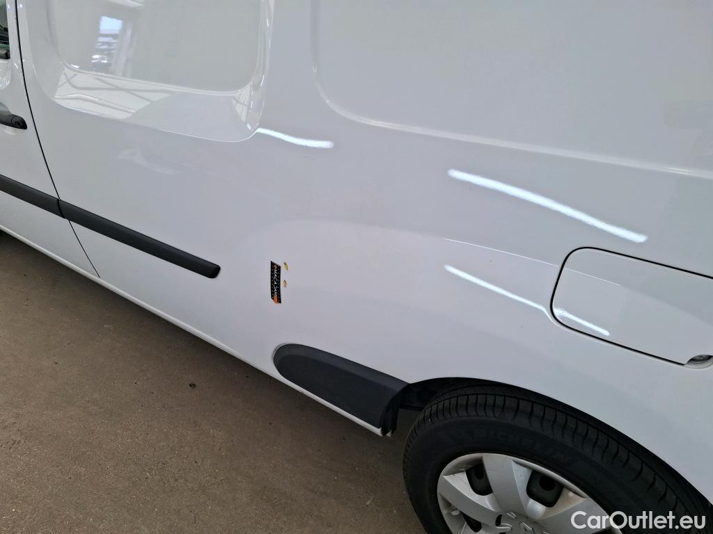  Renault  Kangoo  II Express Maxi Extra (Série Spéciale) 1.5 dCi 95CV BVM6 E6dT #47