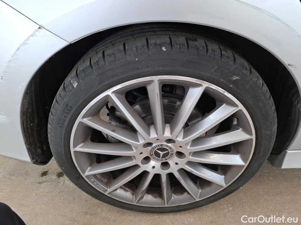  Mercedes  CLA-Klasse MERCEDES-BENZ CLA Coupe / 2019 / 4P / Coupé CLA 200 d AMG Line BA8 #10