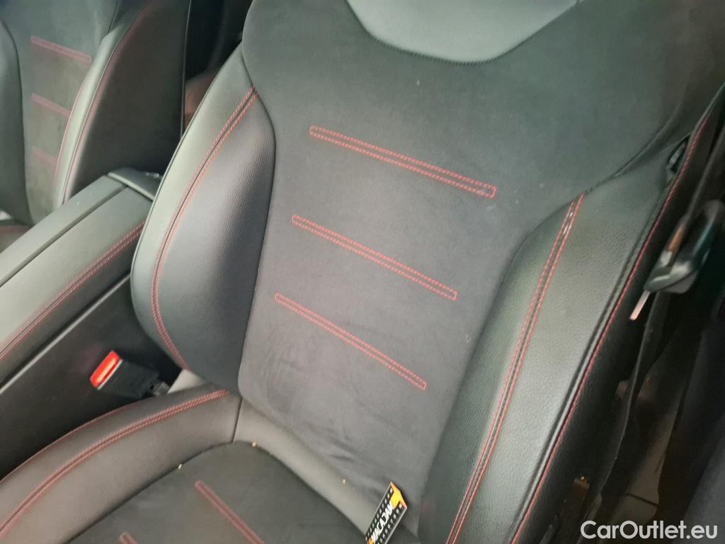  Mercedes  CLA-Klasse MERCEDES-BENZ CLA Coupe / 2019 / 4P / Coupé CLA 200 d AMG Line BA8 #73