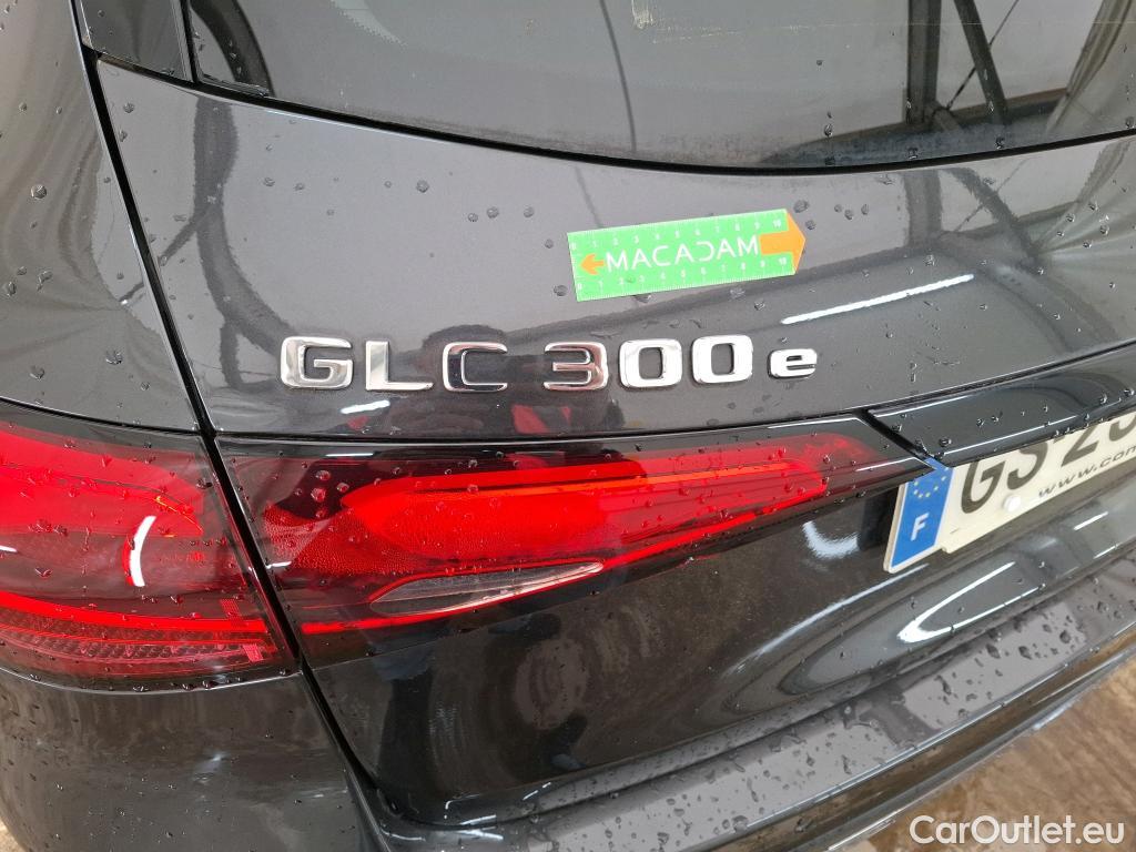  Mercedes  GLC MERCEDES-BENZ  / 2022 / 5P / SUV  300 e Business Line 4MATIC #6