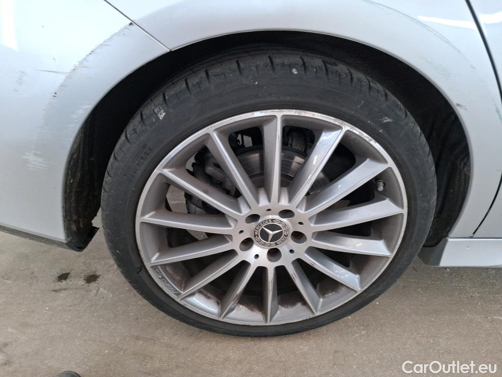  Mercedes  CLA-Klasse MERCEDES-BENZ CLA Coupe / 2019 / 4P / Coupé CLA 200 d AMG Line BA8 #38