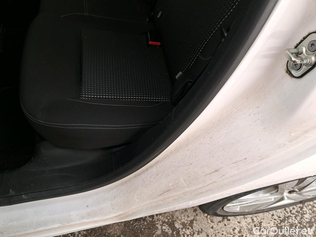  Peugeot  208  Allure Business 1.2 PureTech 110CV BVM6 E6dT #16