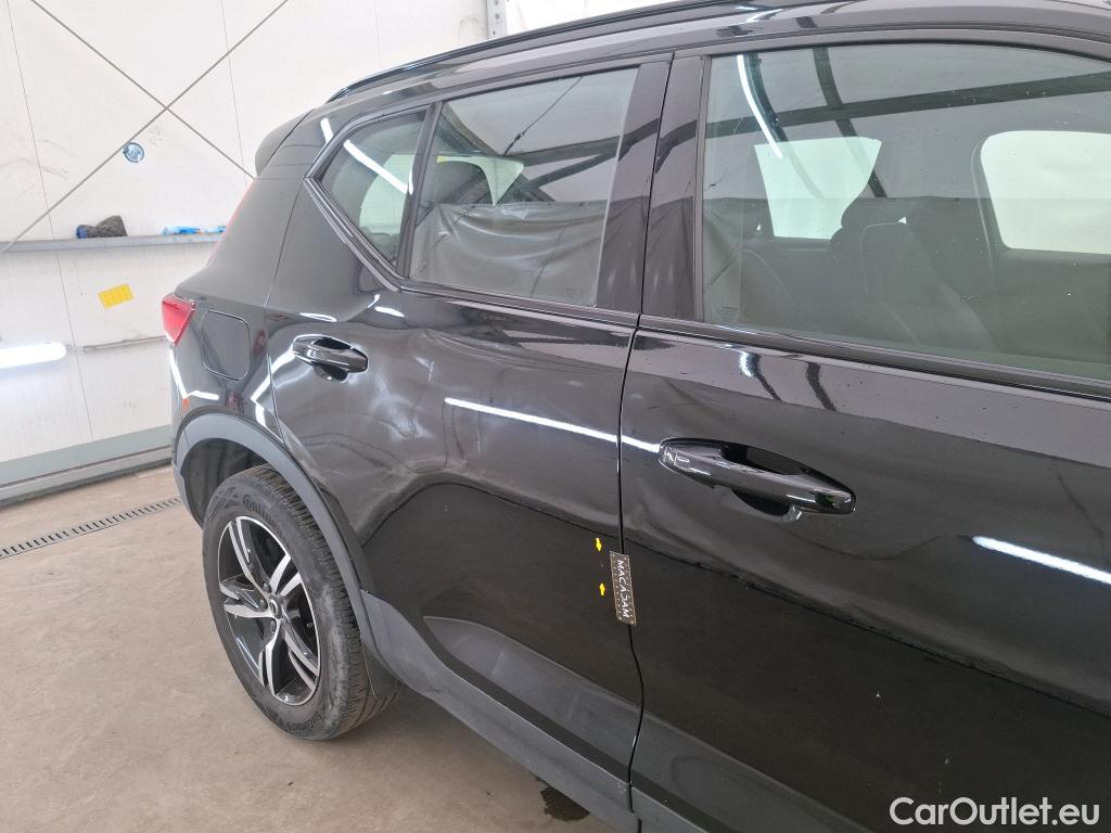  Volvo  XC 40 VOLVO XC40 / 2022 / 5P / SUV B3 163 DCT 7 Plus #9