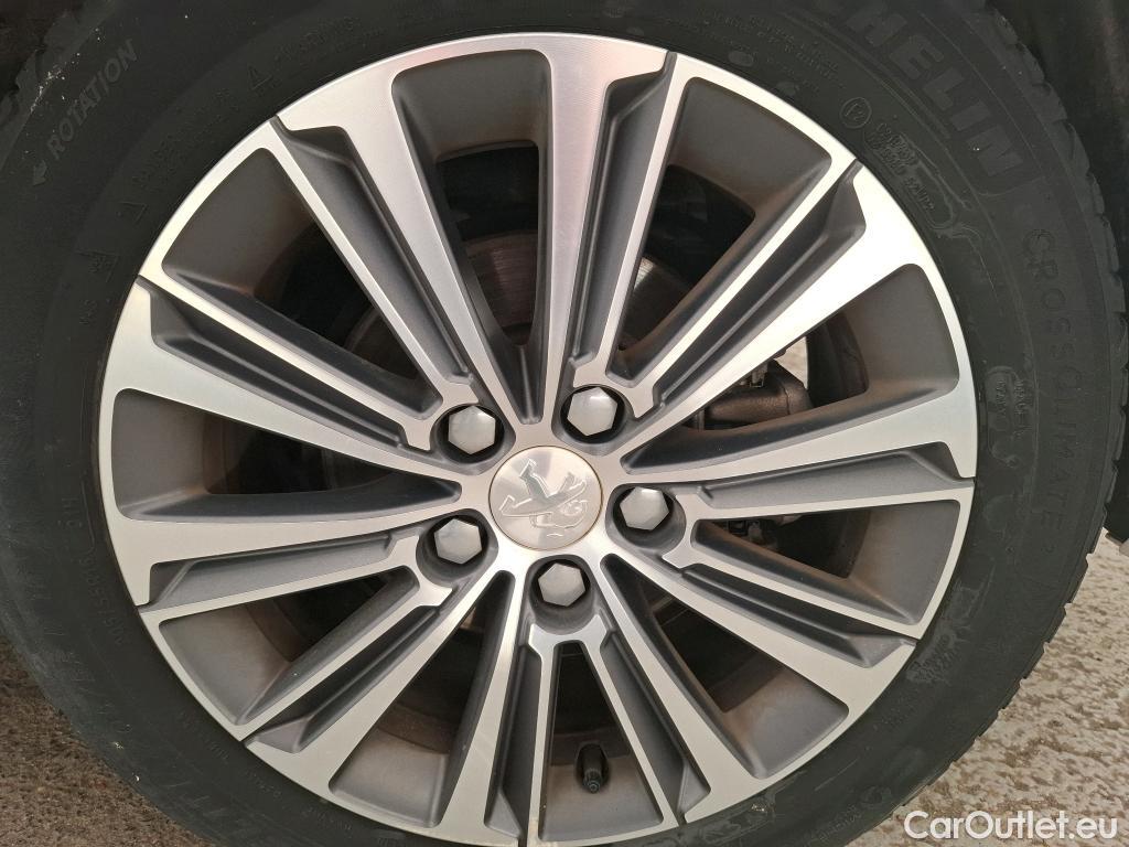  Peugeot  308  Allure Business 1.5 HDi 130CV BVM6 E6d #76