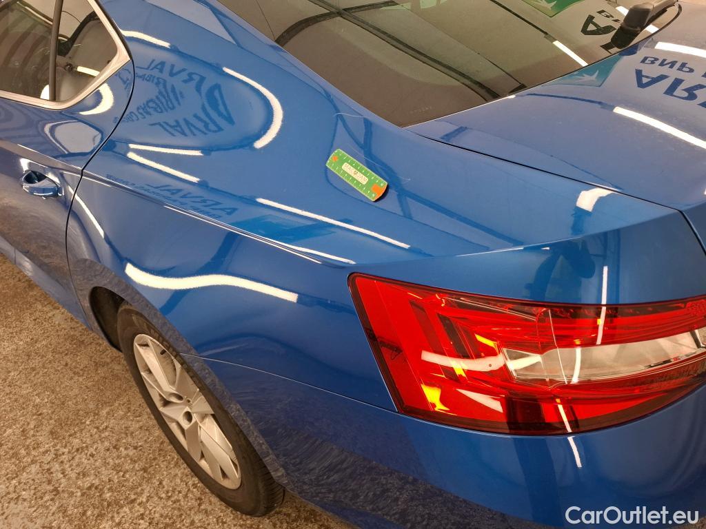  Skoda  Superb  Berline Business 2.0 TDI 150CV BVA7 E6d #4