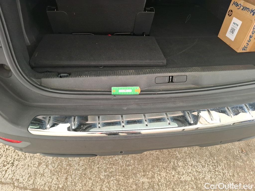  Peugeot  5008  Allure 1.2 PureTech 130CV BVA8 7 Sieges E6d #19