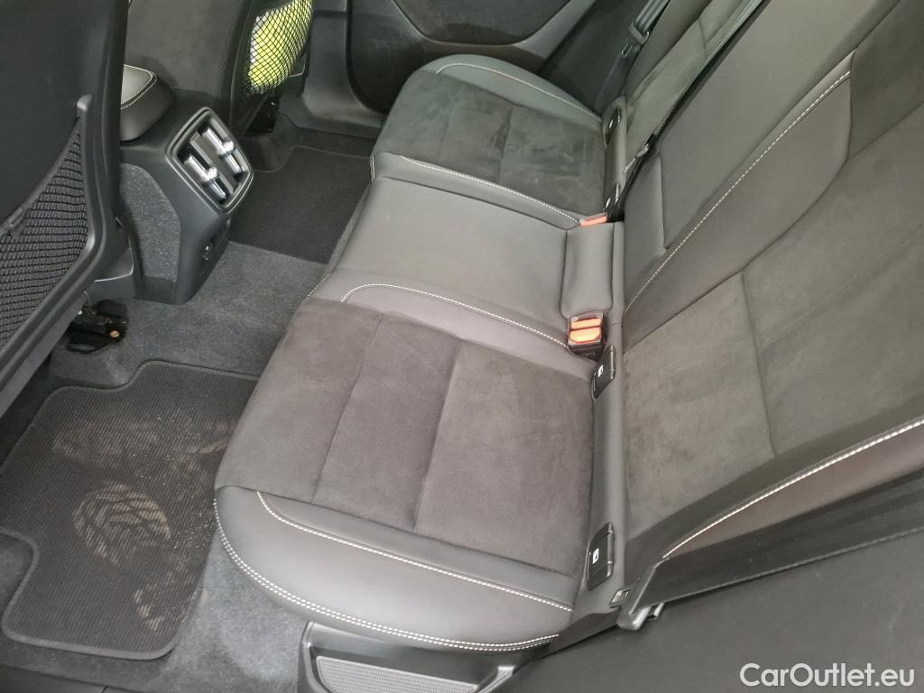  Volvo  XC 40 VOLVO XC40 / 2022 / 5P / SUV B3 163 DCT 7 Plus #16
