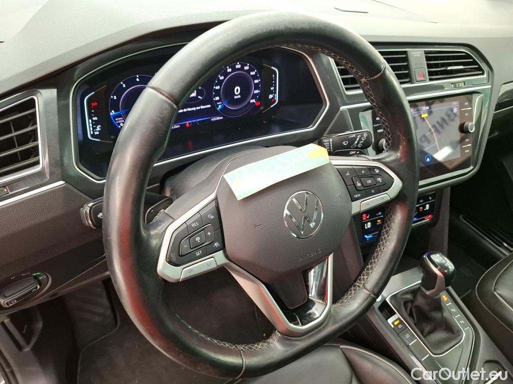  Volkswagen  Tiguan VOLKSWAGEN  / 2020 / 5P / SUV 1.5 TSI 150 DSG7 Elegance #23