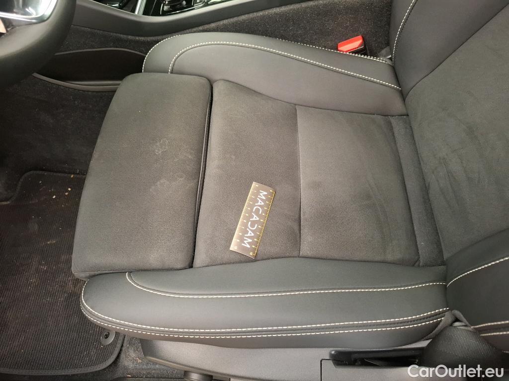  Volvo  XC 40 VOLVO XC40 / 2022 / 5P / SUV B3 163 DCT 7 Plus #13