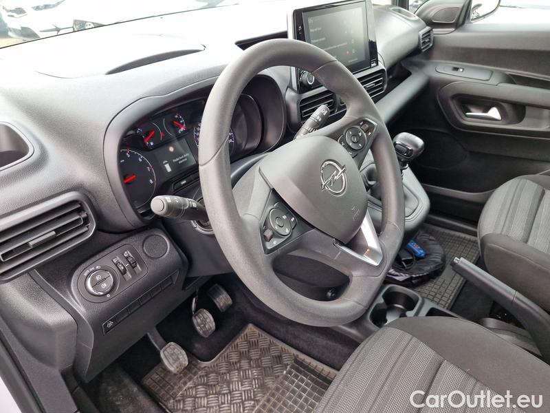  Opel  Combo  Life (E)  (2018) C.Life 1.5CDTI 75 Edition Plus #16