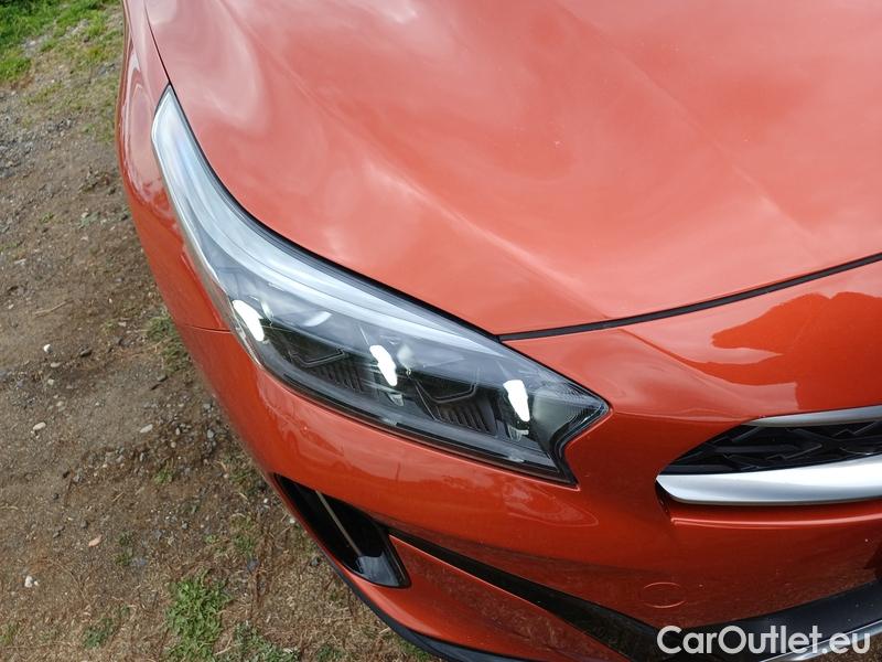  KIA  XCeed  (2019)  1.5 T-GDI Exclusive AT #3
