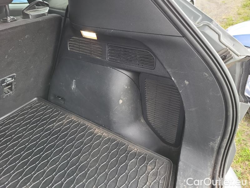  Ford  Kuga  (2019)  2.5DT HEV ST-Line AWD AT #15