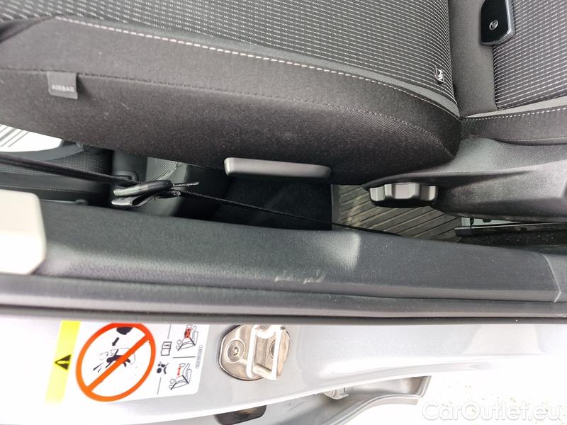  Skoda  Octavia  Combi (NX3)(2020) Oct.Combi 1.0TSI 81 Ambition #13