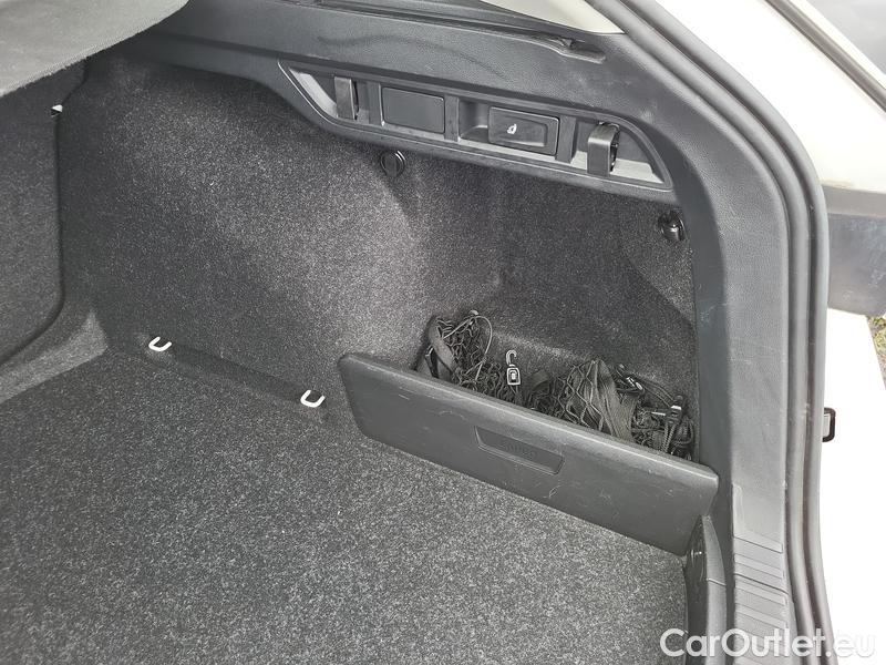  Skoda  Octavia  Combi (NX3)(2020) Oct.Combi 2.0TDI 110 Style AT #9