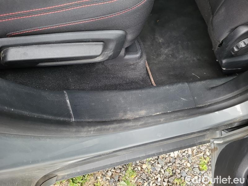  Ford  Kuga  (2019)  2.5DT HEV ST-Line AWD AT #19