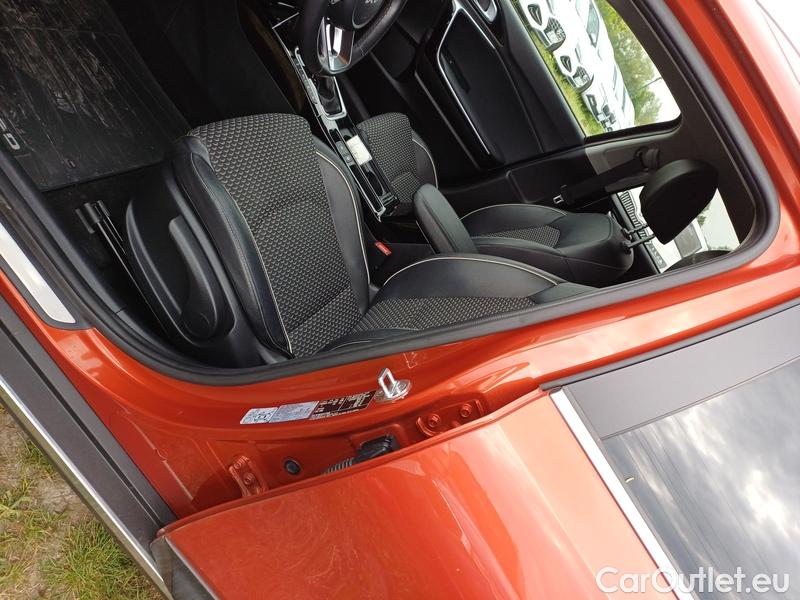  KIA  XCeed  (2019)  1.5 T-GDI Exclusive AT #8