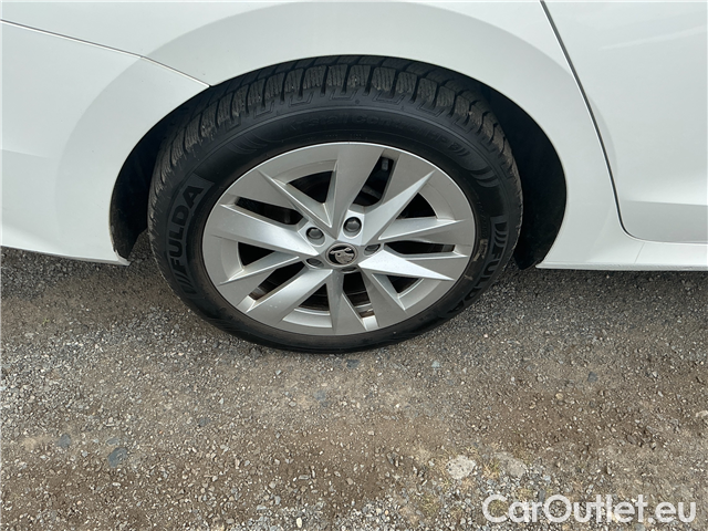 Skoda  Octavia Oct.Combi 1.5TSI 110 Style Aut #5