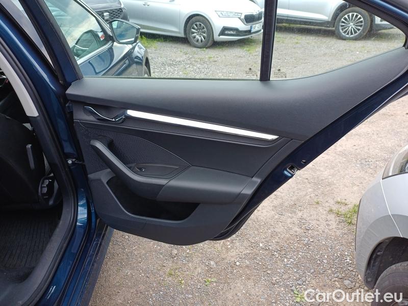  Skoda  Octavia  Lim. (NX3)(2020) Oct. 2.0TDI 110 Style AT 5d #14