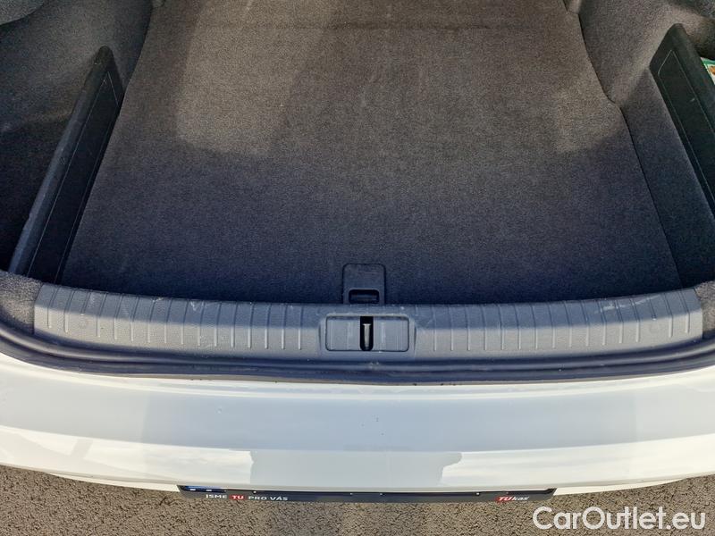  Volkswagen  Passat  8 (2014) 1.5TSI EVO 110 Elegan.AT #5