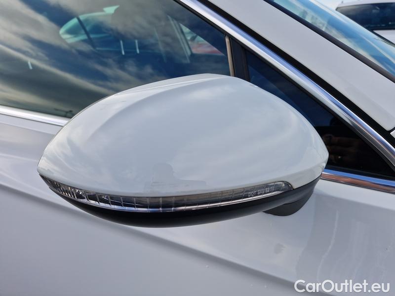  Volkswagen  Passat  8 (2014) 1.5TSI EVO 110 Elegan.AT #7