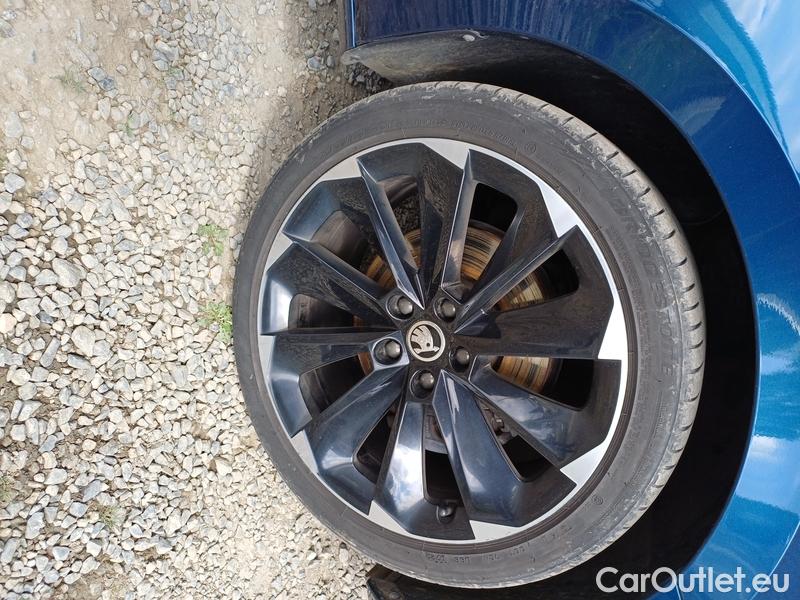  Skoda  Superb  2 (2008) Supe.FL2.0TDI 110 L&K AT #15