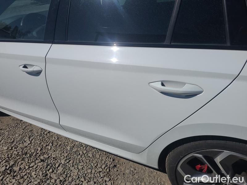  Skoda  Octavia  Combi (NX3)(2020) Oct.Combi 2.0TSI 180 RS AT #7