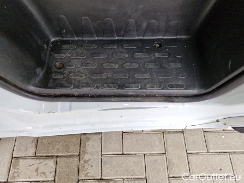  Toyota  Proace  (2016 ->) P.Max D 120 3.3 Active L2H2 4d #7