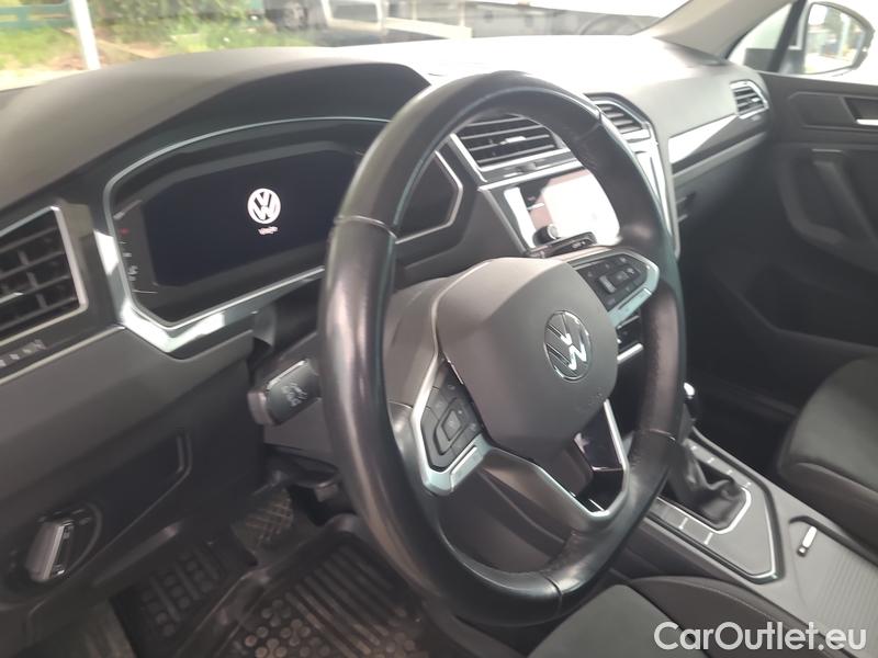  Volkswagen  Tiguan  (AX1)(2020) Tig.1.5TSI 110 Elegance AT #19