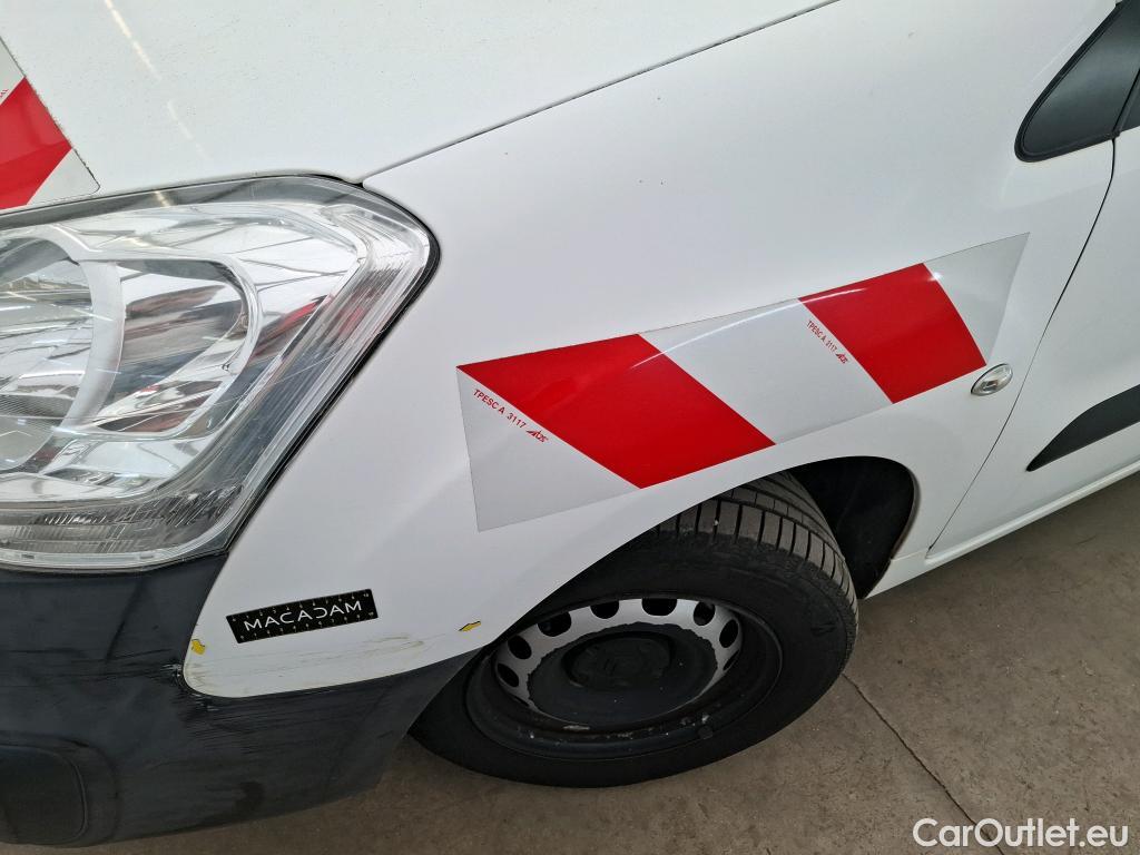  Citroen  Berlingo  Fourgon Club L1 (Court) 1.6 BlueHDi 100CV BVM5 E6 #11