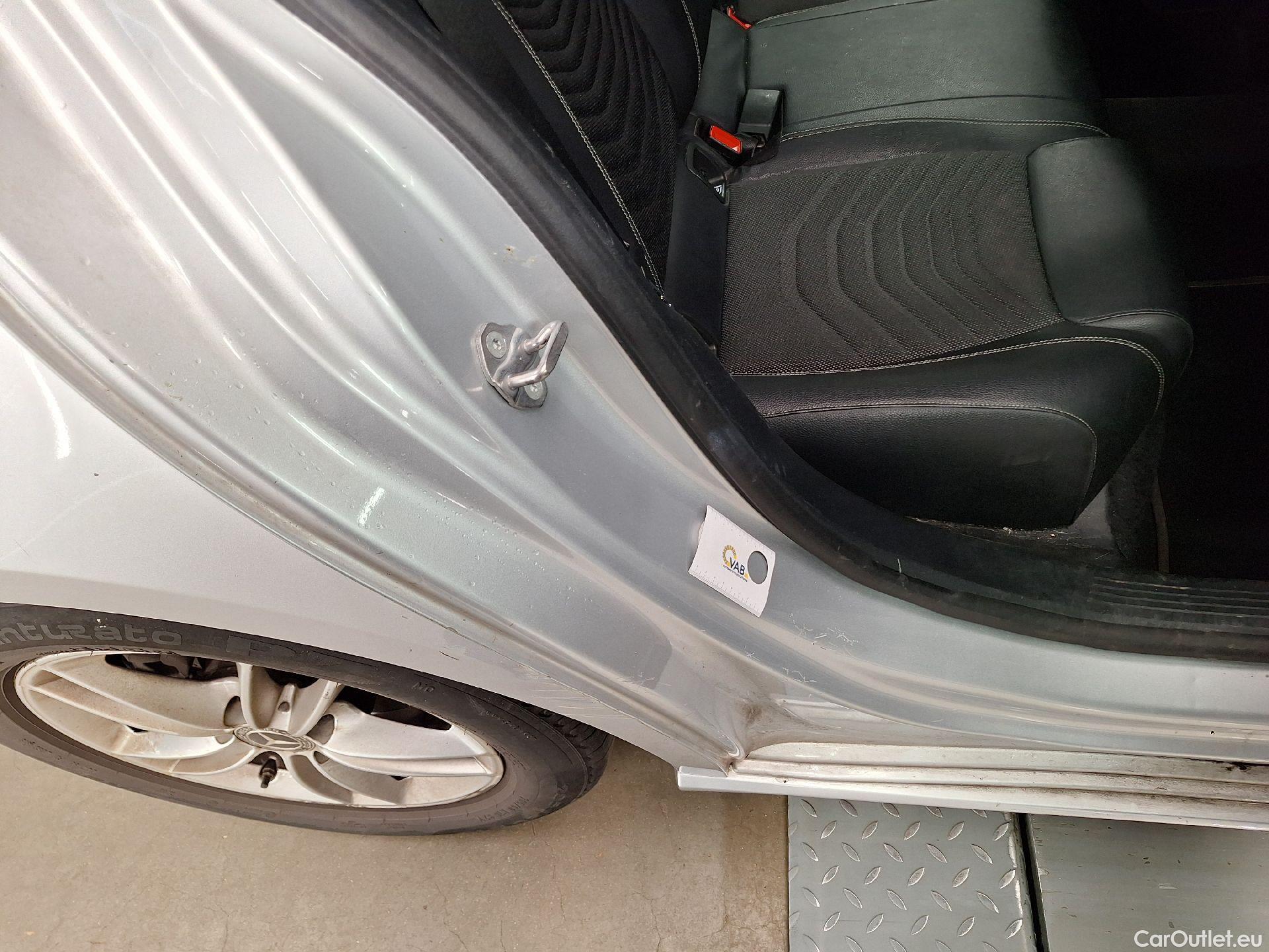  Mercedes  A-Klasse Mercedes, A-Class Berline '18, Mercedes-Benz  Limousine A 180 d DCT Busin #11