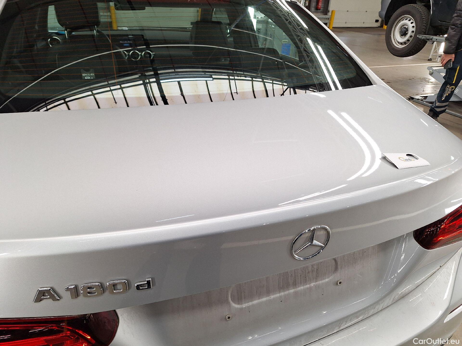  Mercedes  A-Klasse Mercedes, A-Class Berline '18, Mercedes-Benz  Limousine A 180 d DCT Busin #8