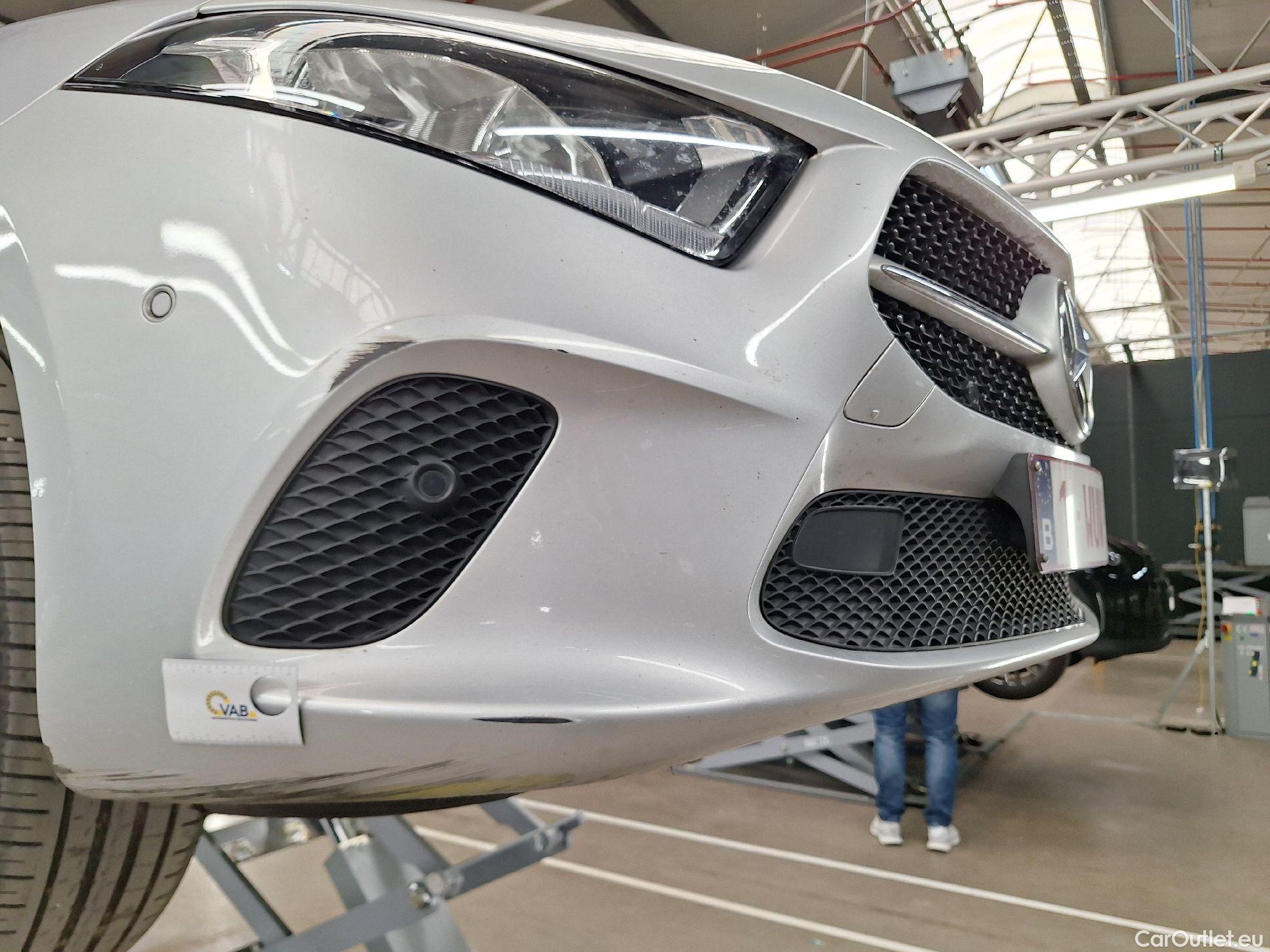  Mercedes  A-Klasse Mercedes, A-Class Berline '18, Mercedes-Benz  Limousine A 180 d DCT Busin #42