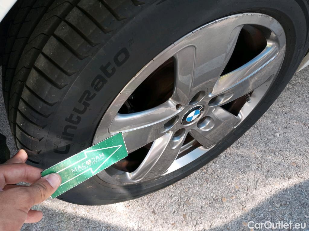  Bmw  Serie 1 BMW  / 2019 / 5P / berlina con portón 118i #16