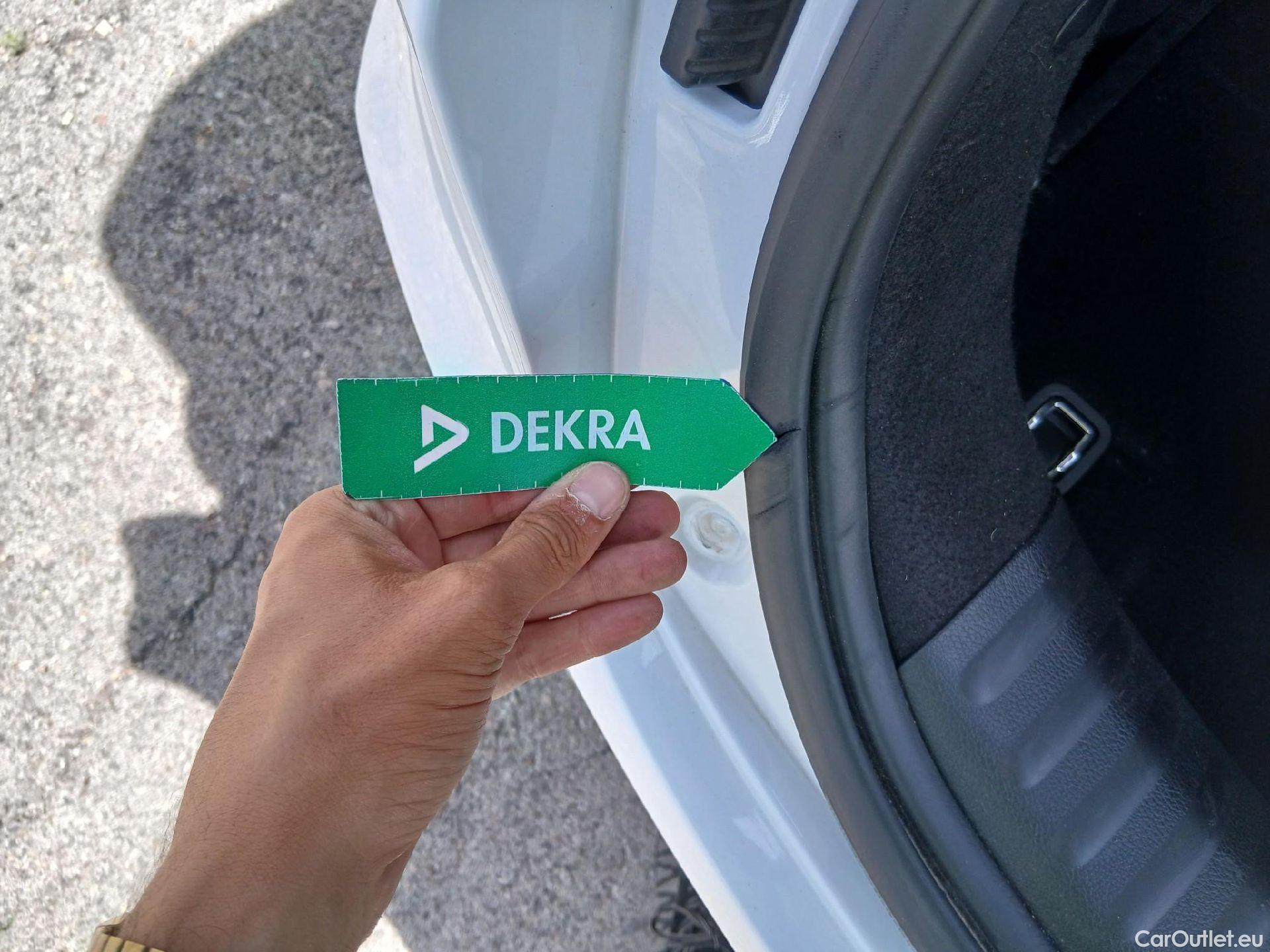  KIA  XCeed KIA  / 2019 / 5P / todoterreno 1.6 MHEV iMT Tech 100kW (136CV) #28