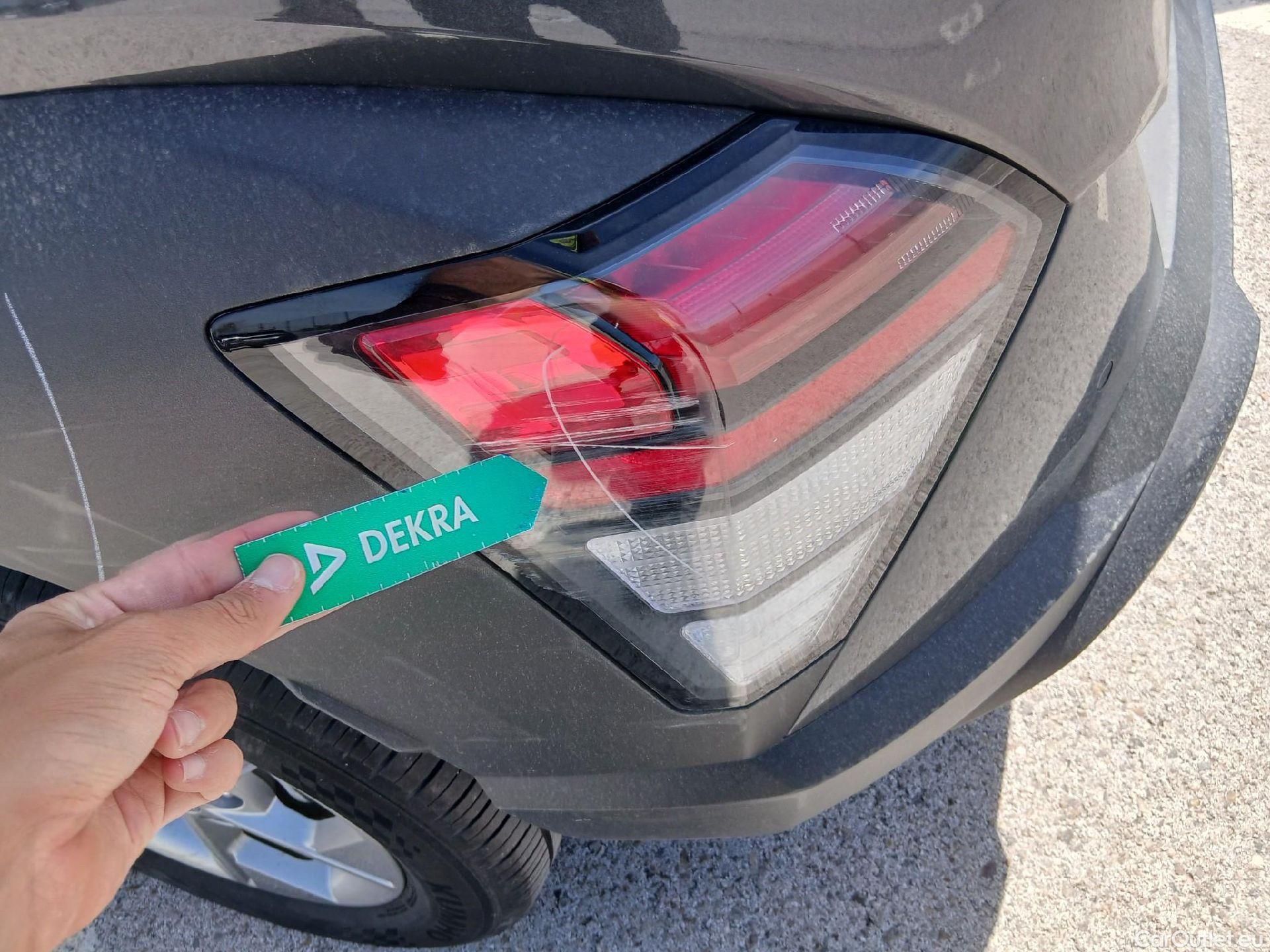  Hyundai  Konna HYUNDAI Kona / 2023 / 5P / todoterreno 1.6 GDI HEV Maxx DCT #26